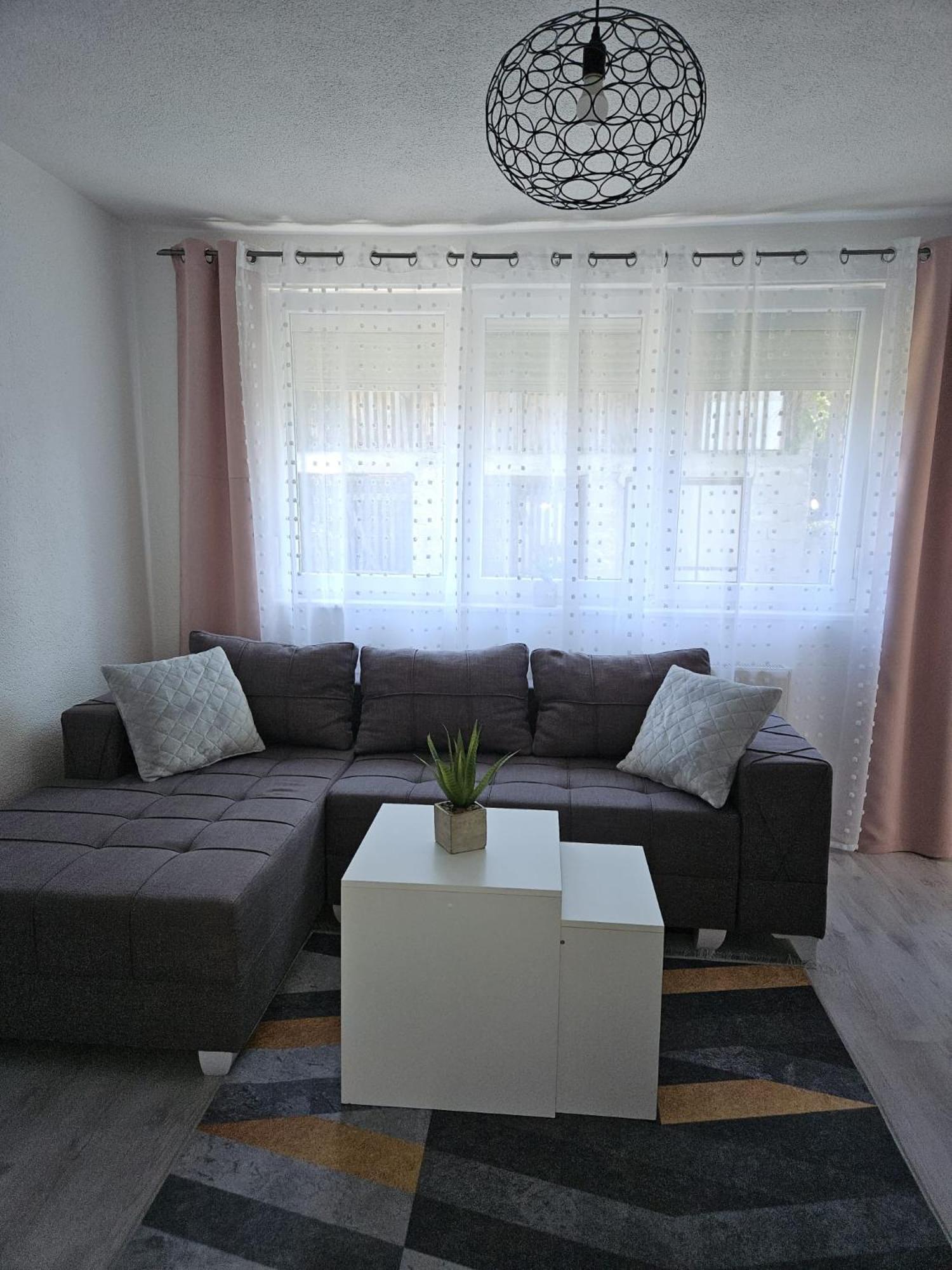 Apartman Aladin Bihać Eksteriør billede